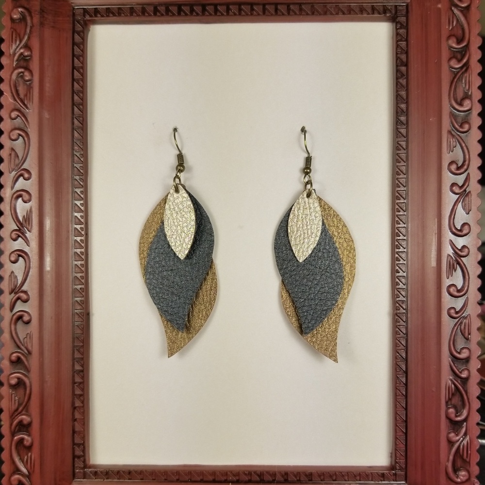 💎Handmade Leather 3-layer Earrings